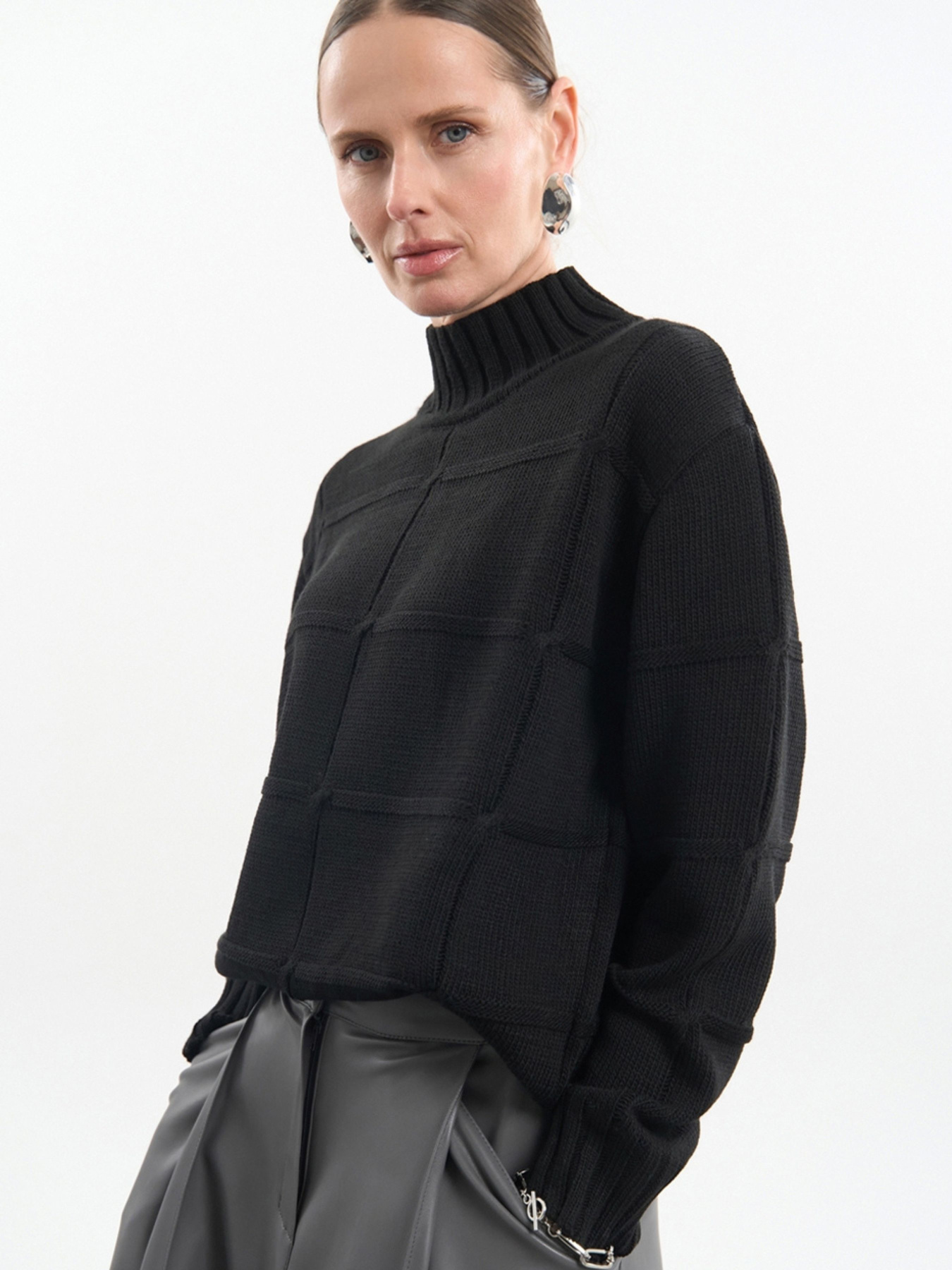 Свитер TrikoBakh модель 2804-chornij Фото