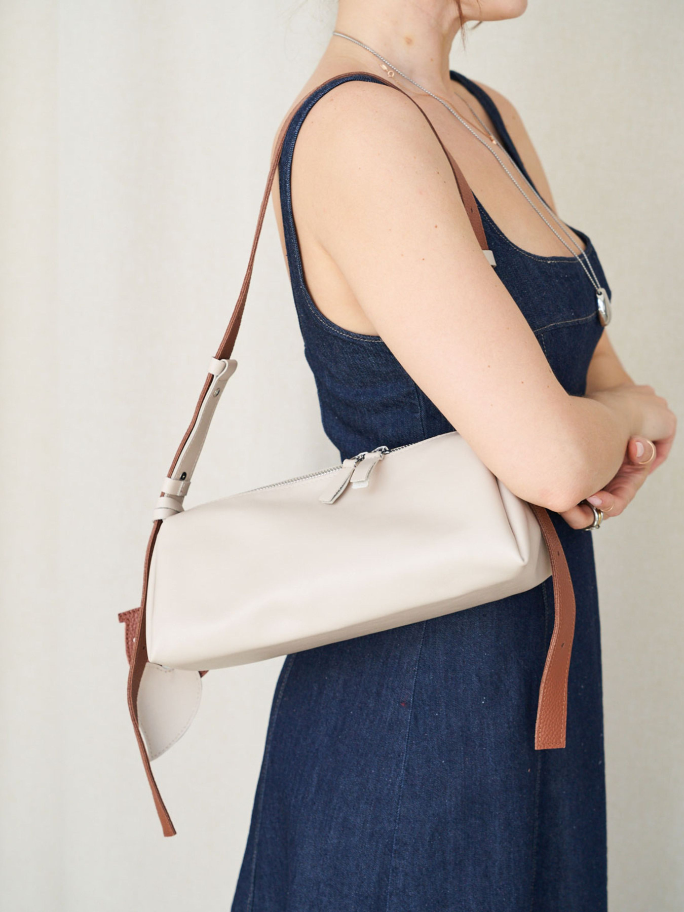 Сумка WeLassie модель shkrqna-zhnocha-sumka-vanessa-kavovij Фото