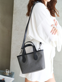 Сумка WeLassie модель zhnocha-sumochka-bitti-chornij Фото