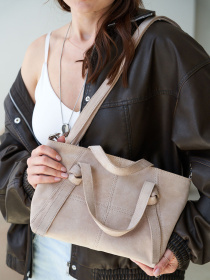 Сумка WeLassie модель zhnocha-shkrqna-sumka-ameliq-bezhevij Фото