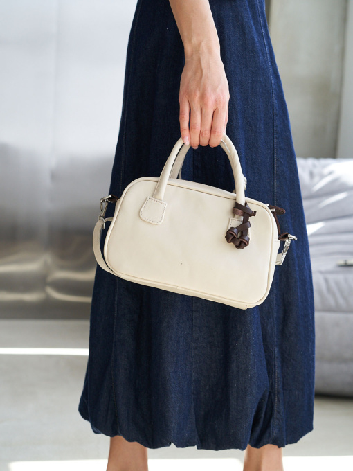 Сумка WeLassie модель shkrqna-zhnocha-sumka-kameron-molochnij Фото