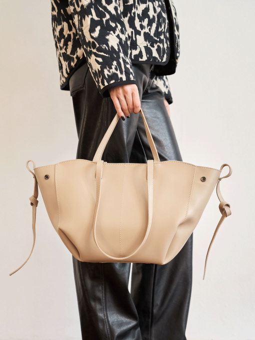 Сумка WeLassie модель zhnocha-sumka-laura-bezhevij Фото