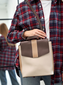 Рюкзак WeLassie модель zhnochij-ryukzak-klod-bezhevij Фото