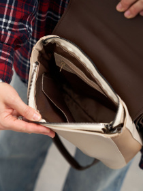 Рюкзак WeLassie модель zhnochij-ryukzak-klod-bezhevij Фото