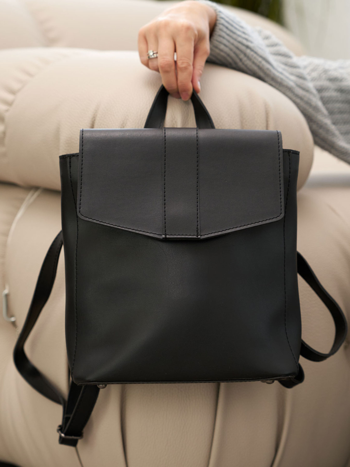 Рюкзак WeLassie модель zhnochij-ryukzak-klod-chornij Фото