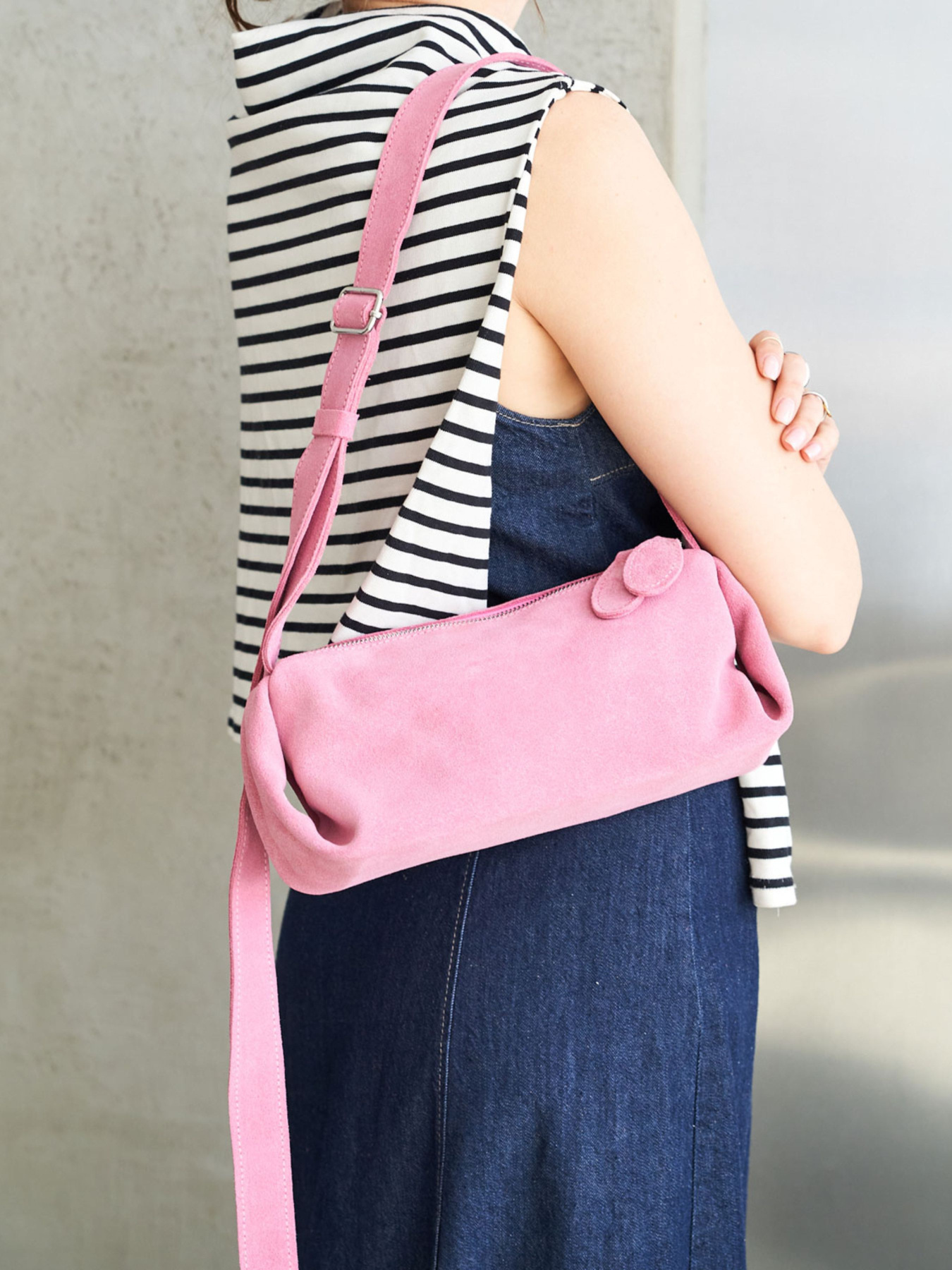 Сумка WeLassie модель shkrqna-zamsheva-zhnocha-sumka-mej-rozheva Фото