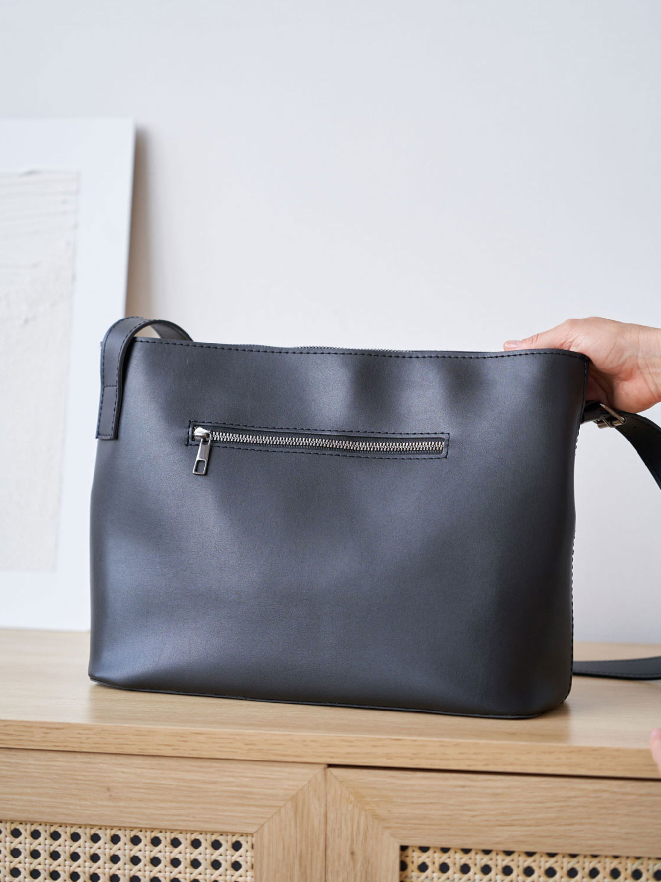 Сумка WeLassie модель zhnocha-sumka-tejlor-chornij Фото