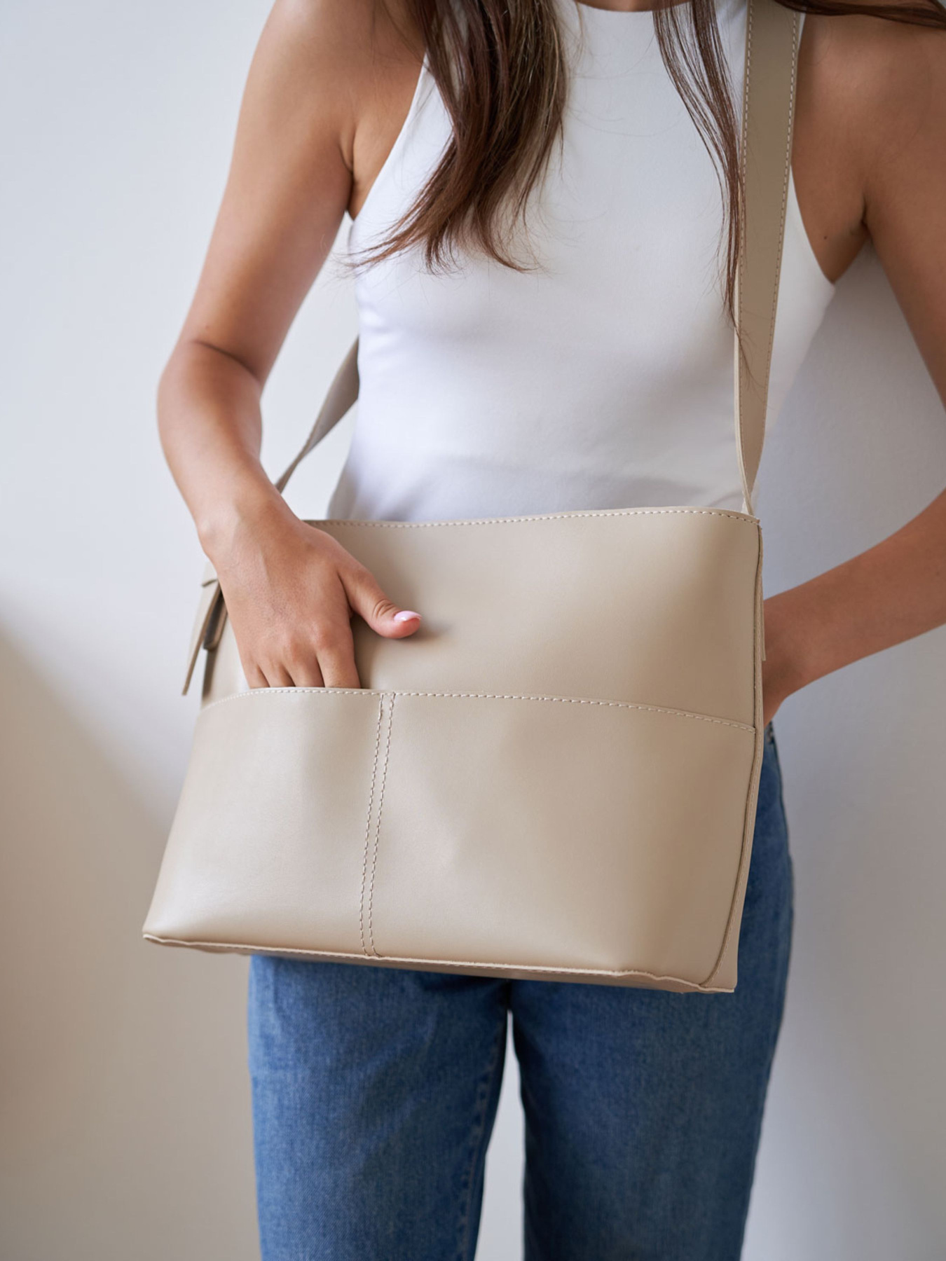 Сумка WeLassie модель zhnocha-sumka-tejlor-bezhevij Фото