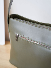 Сумка WeLassie модель zhnocha-sumka-tejlor-olivkovij Фото