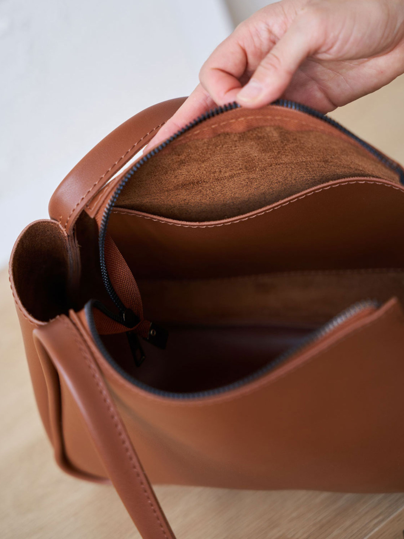 Сумка WeLassie модель stilxna-zhnocha-sumochka-krst-rudij Фото