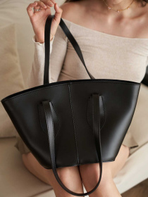 Сумка WeLassie модель stilxna-zhnocha-sumochka-marta-chornij Фото