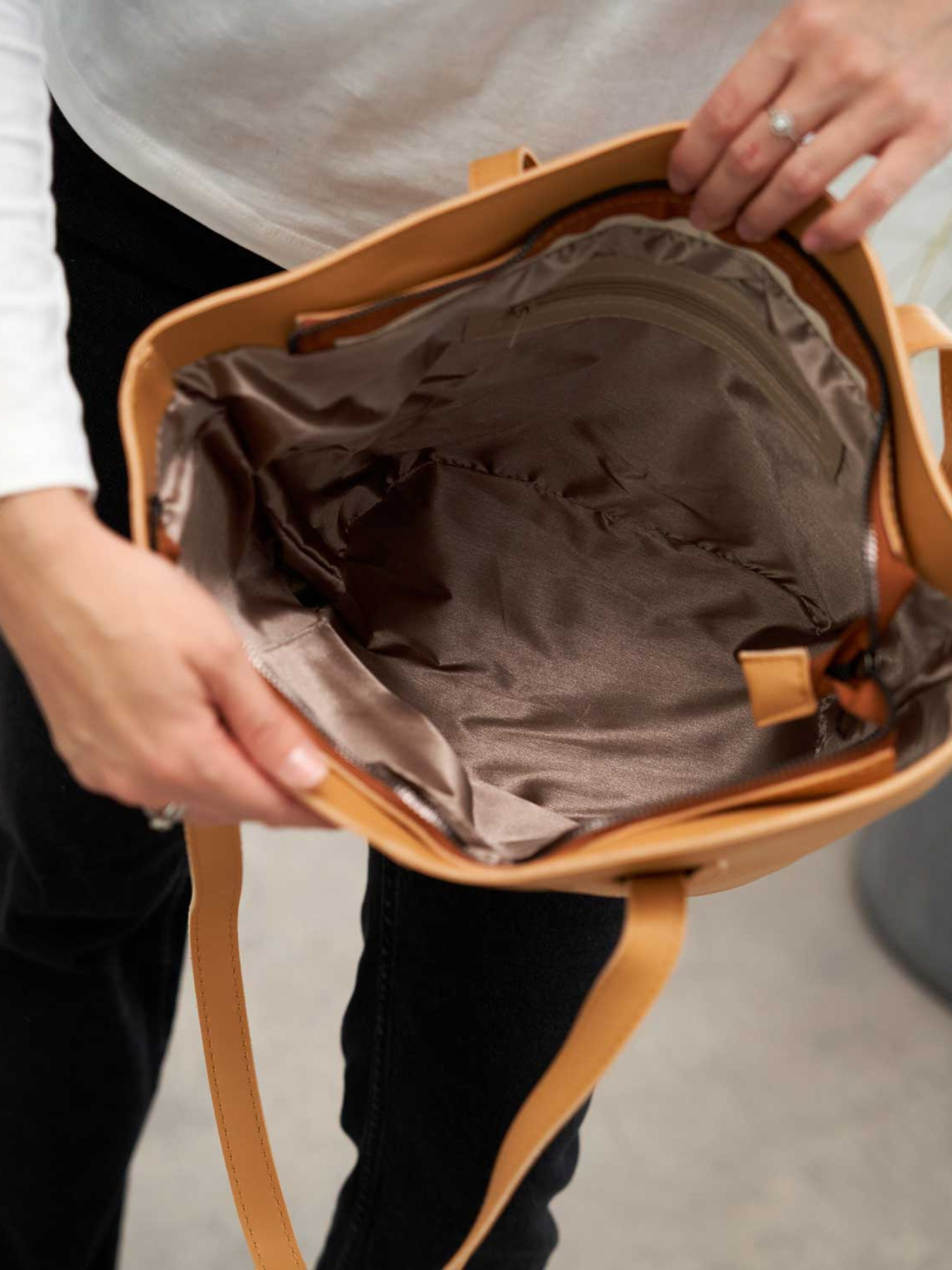 Сумка WeLassie модель stilxna-zhnocha-sumochka-marta-zhovtij Фото