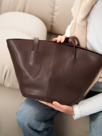 Сумка WeLassie модель stilxna-zhnocha-sumochka-marta-korichnevij Фото