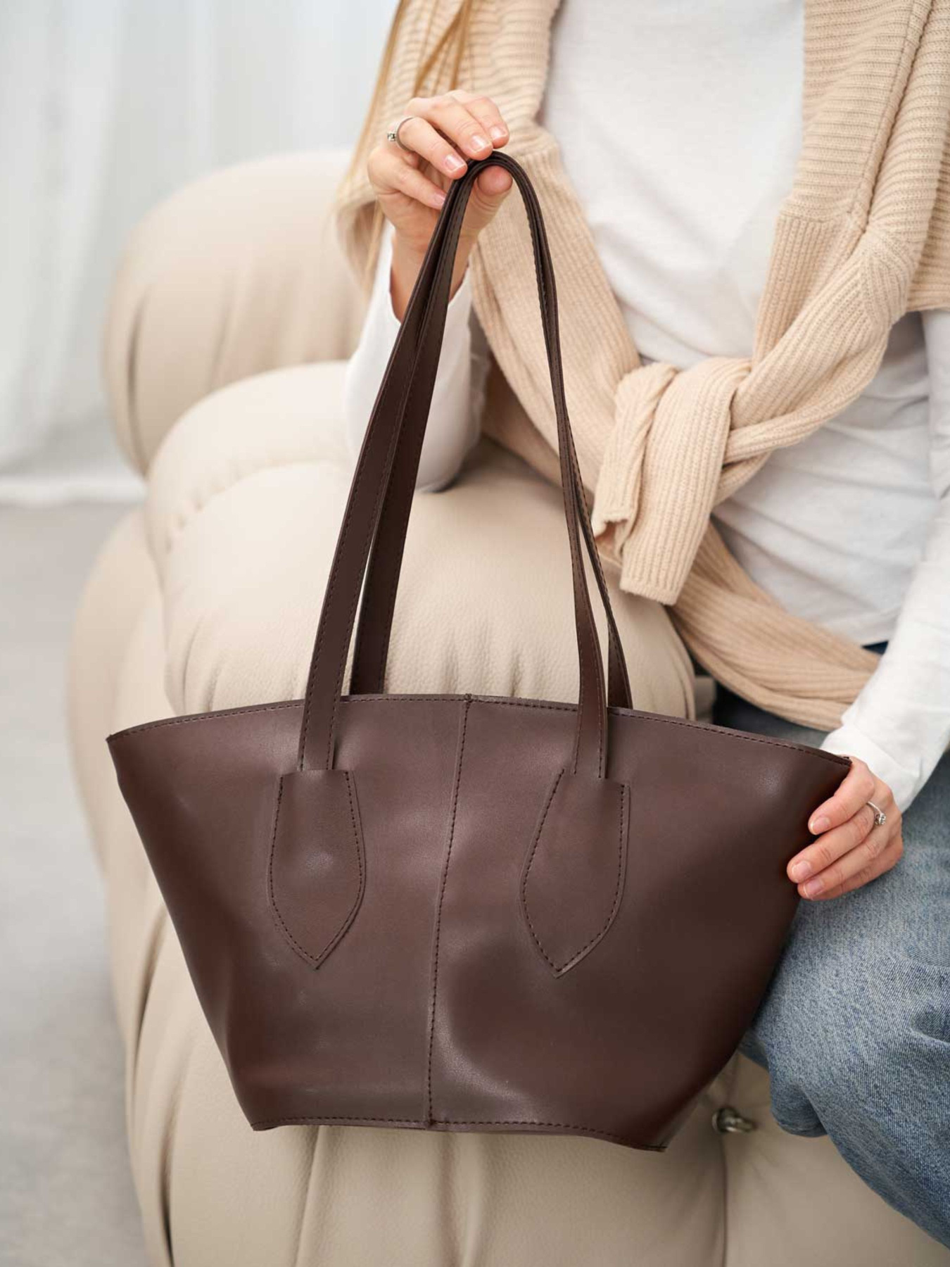 Сумка WeLassie модель stilxna-zhnocha-sumochka-marta-korichnevij Фото