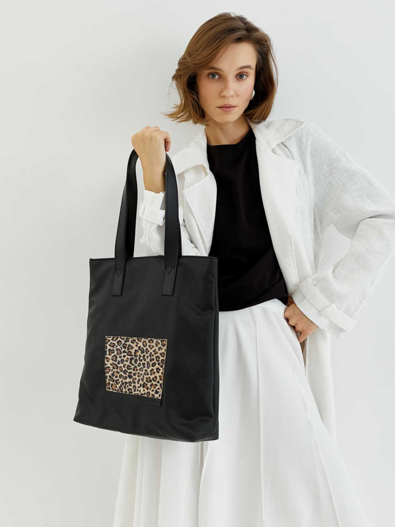 Шоппер WeLassie модель shkrqna-zhnocha-sumka-leo-chornij Фото