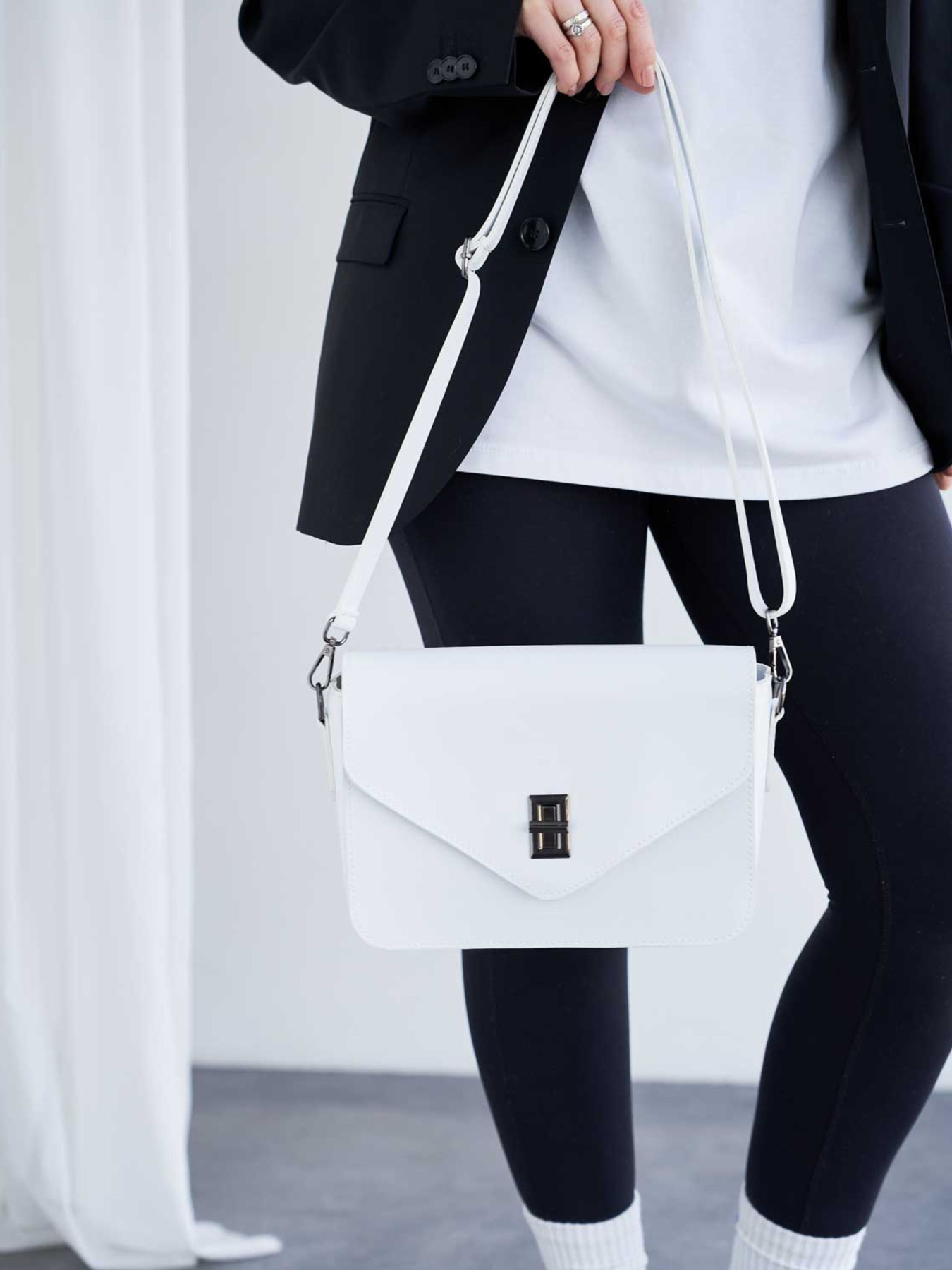 Сумка WeLassie модель stilxna-zhnocha-sumochka-regna-bla Фото