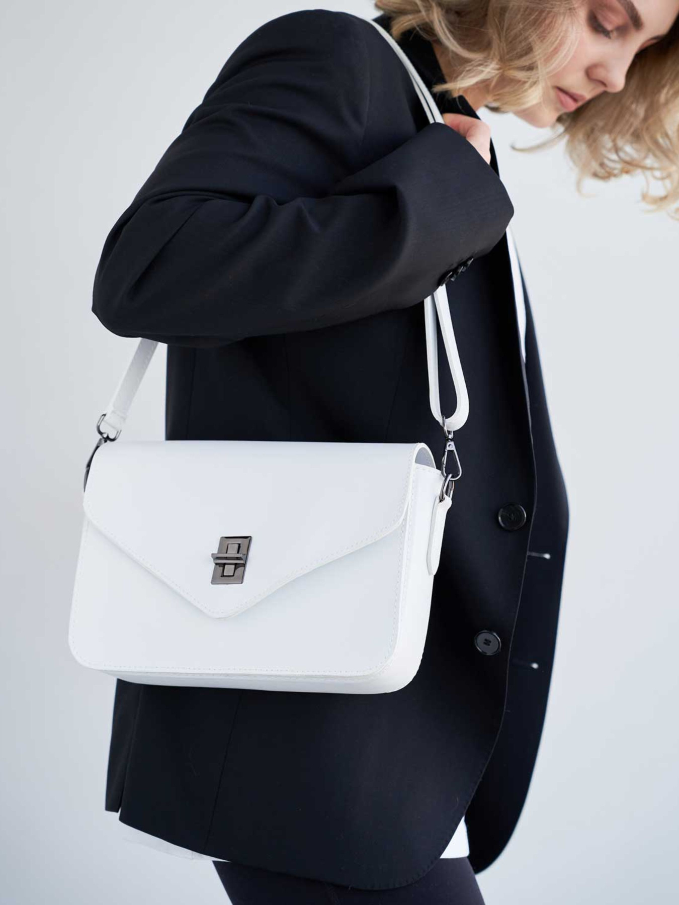 Сумка WeLassie модель stilxna-zhnocha-sumochka-regna-bla Фото