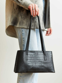 Сумка WeLassie модель stilxna-zhnocha-sumochka-sxyuzen-chornij Фото