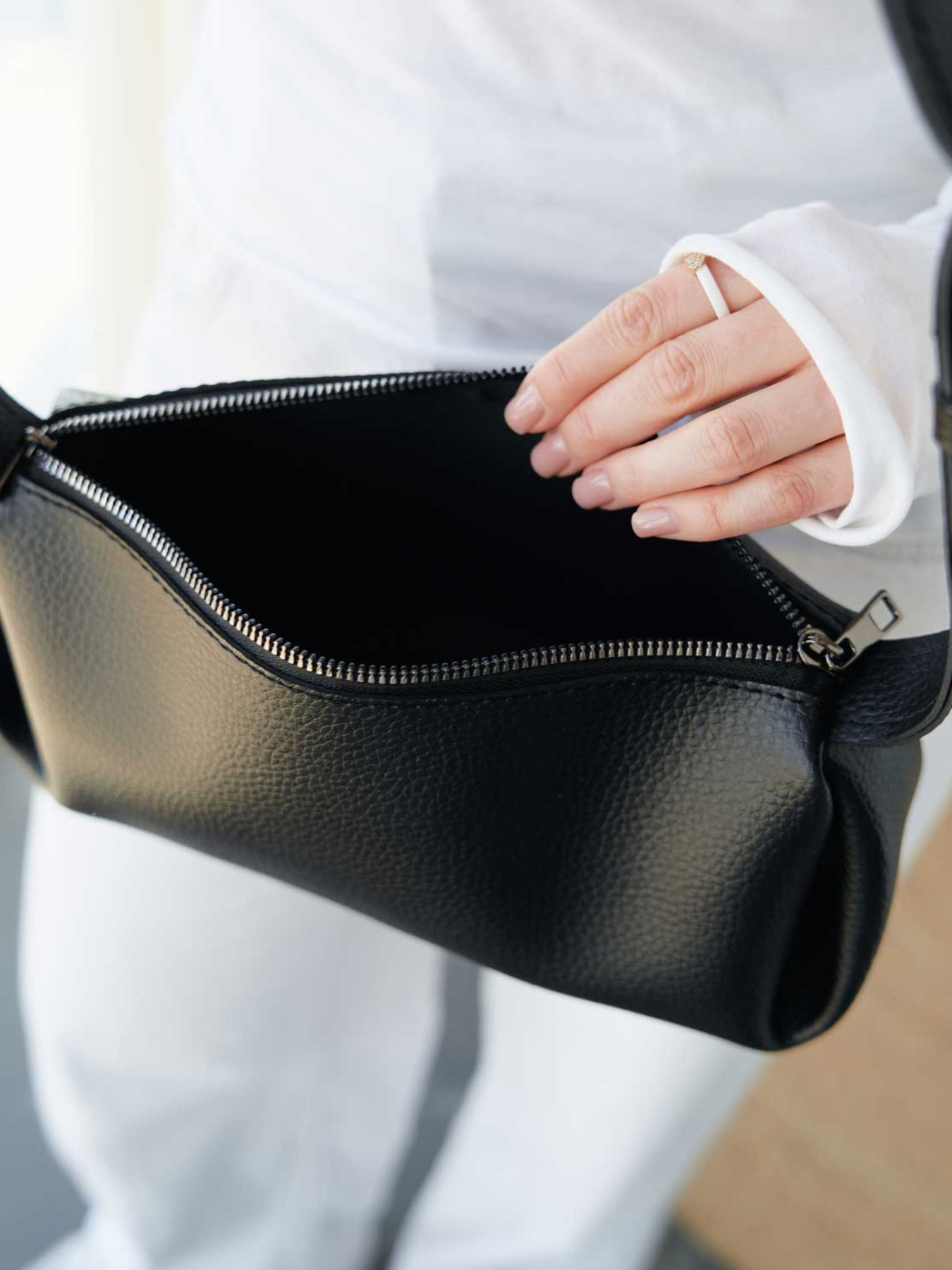 Сумка WeLassie модель sumka-zhnocha-mej-chornij Фото