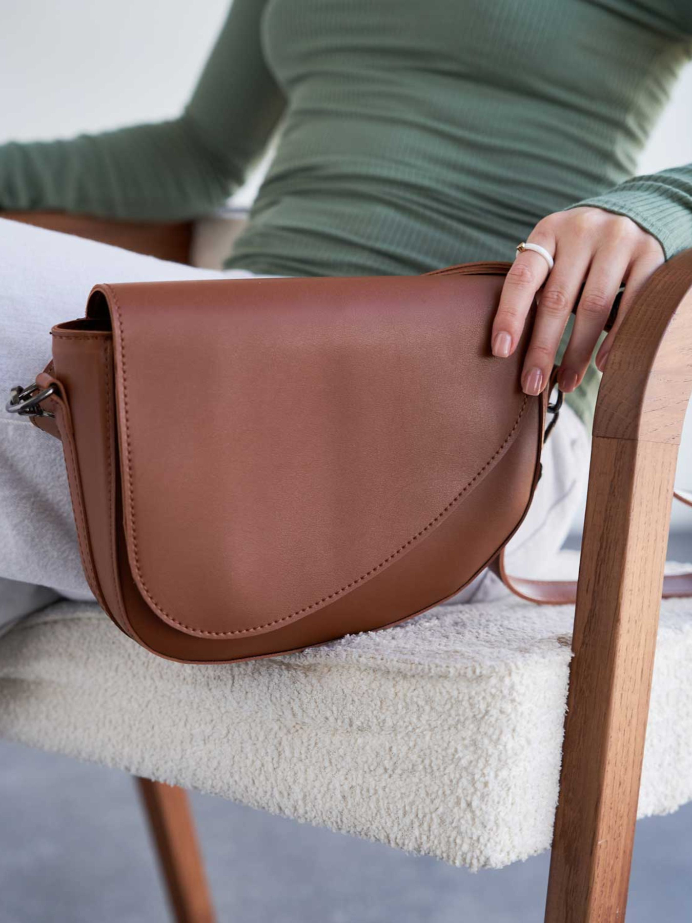 Сумка WeLassie модель stilxna-zhnocha-sumochka-lyus-karamelxnij Фото