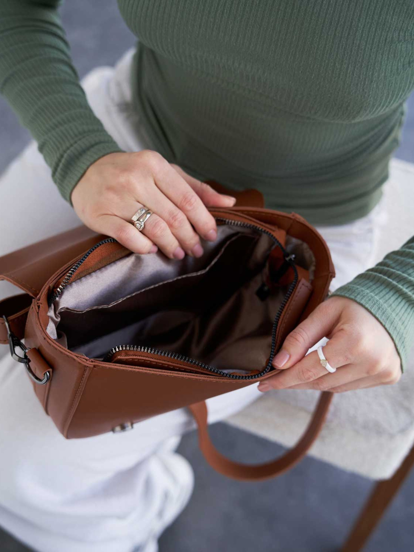 Сумка WeLassie модель stilxna-zhnocha-sumochka-lyus-karamelxnij Фото