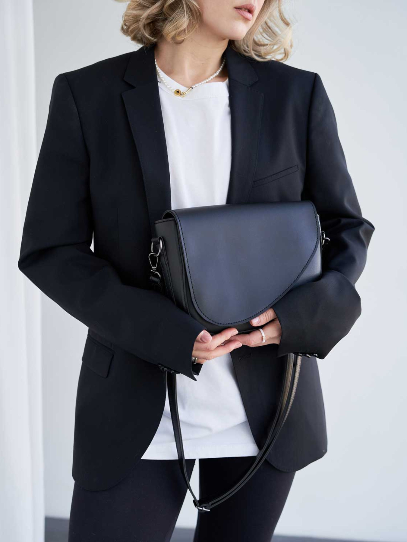 Сумка WeLassie модель stilxna-zhnocha-sumochka-lyus-chornij Фото