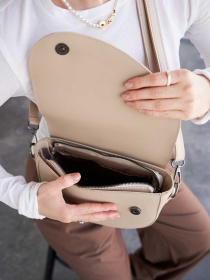 Сумка WeLassie модель stilxna-zhnocha-sumochka-lyus-bezhevij Фото