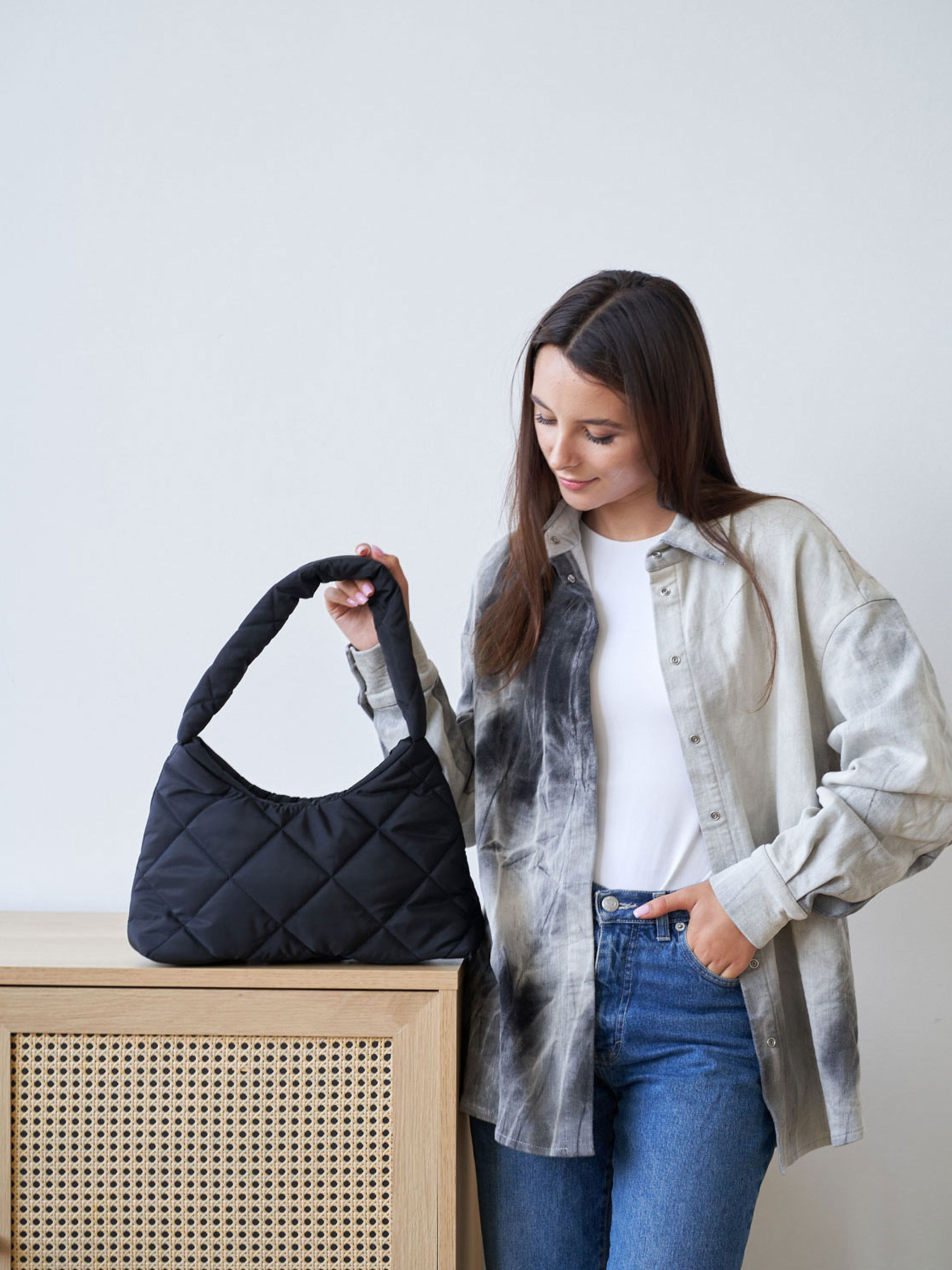 Хобо WeLassie модель sumka-zhnocha-lulu-chornij Фото