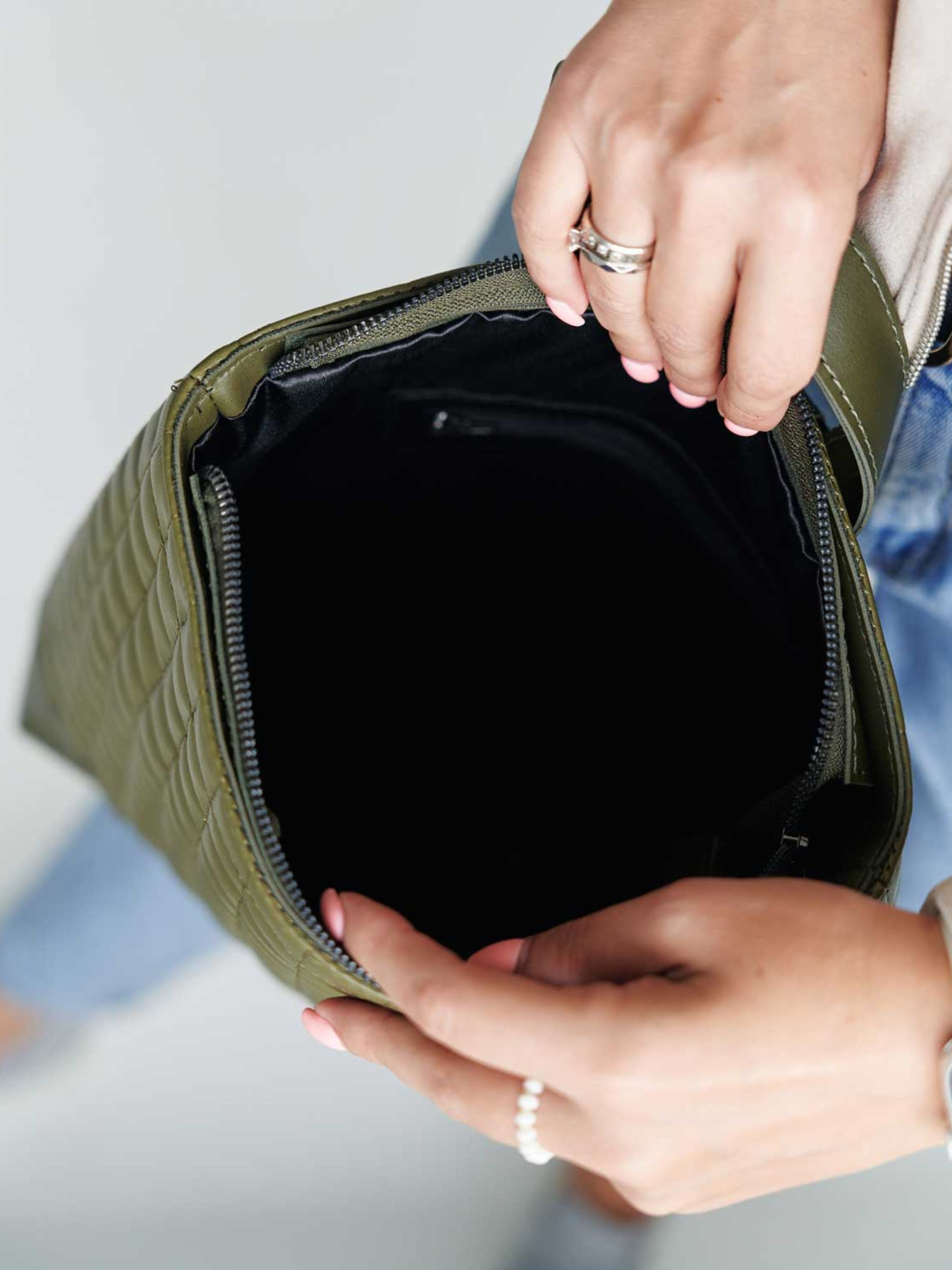 Рюкзак WeLassie модель zhnochij-ryukzak-hls-olivkovij Фото