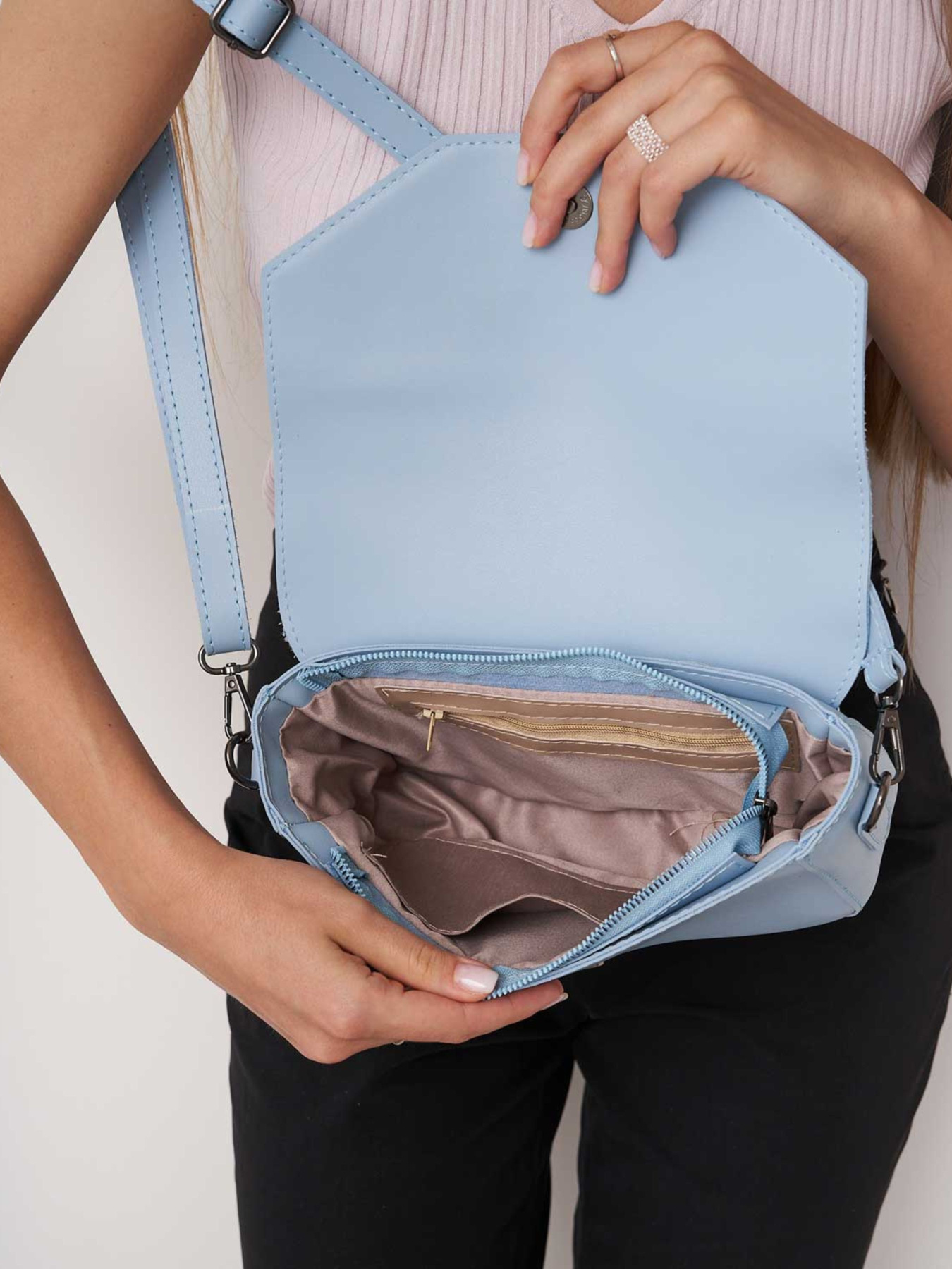 Сумка WeLassie модель zhnocha-sumka-rs-blakitnij Фото