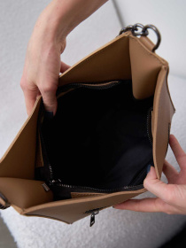 Сумка WeLassie модель zhnocha-sumka-karl-kofejnij Фото