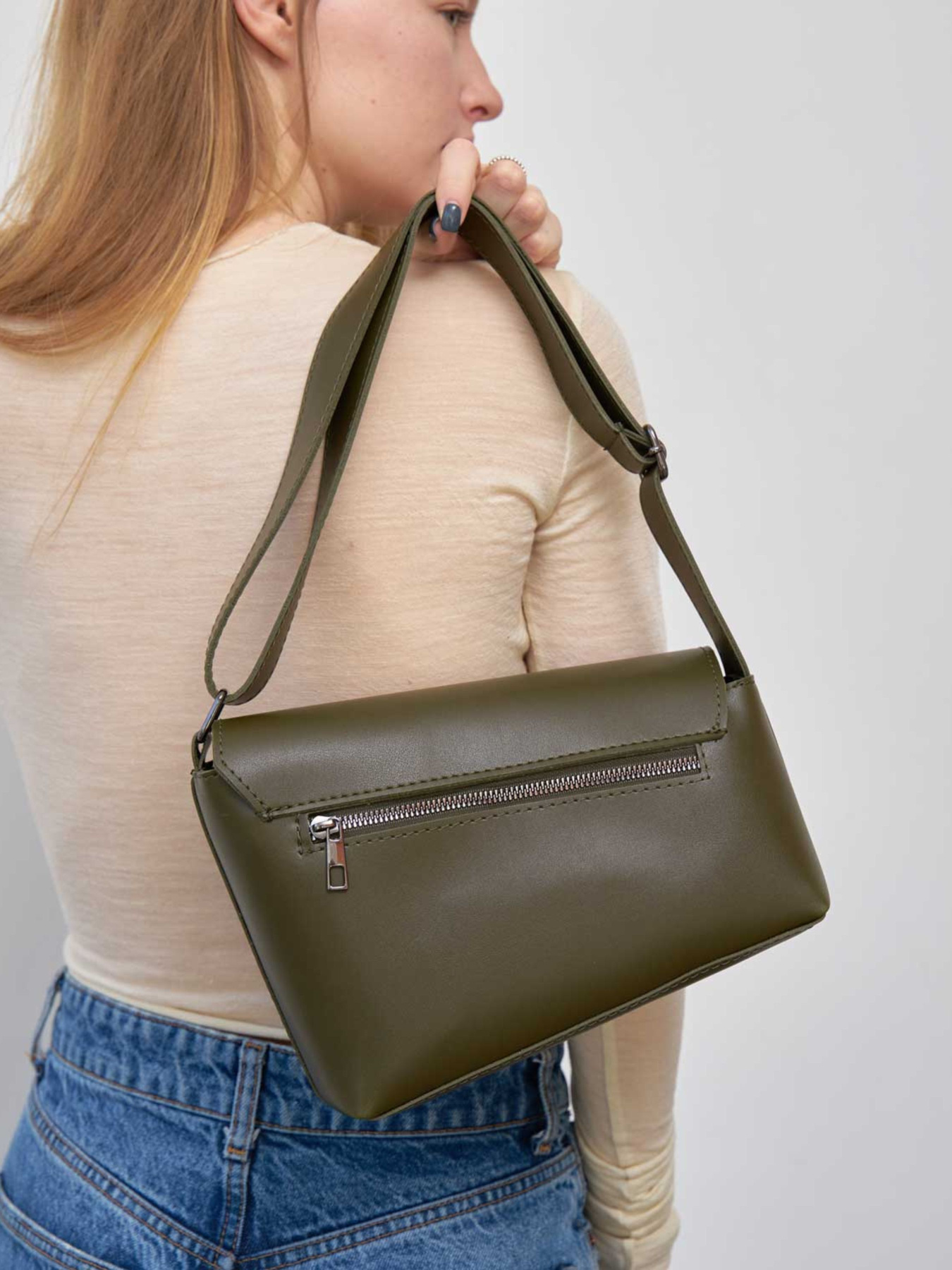 Сумка WeLassie модель zhnocha-sumka-trna-olivkovij Фото