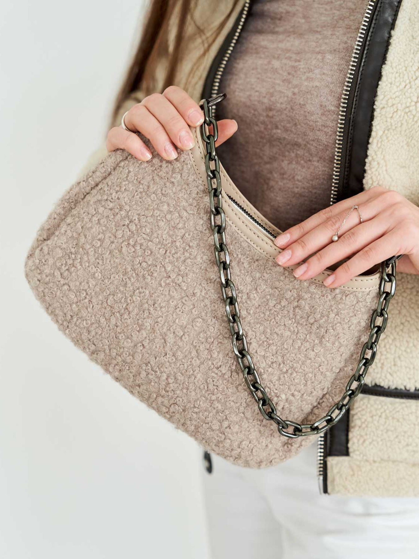 Сумка WeLassie модель sumka-zhnocha-agnes-bezhevij Сумка WeLassie модель sumka-zhnocha-agnes-bezhevij Фото