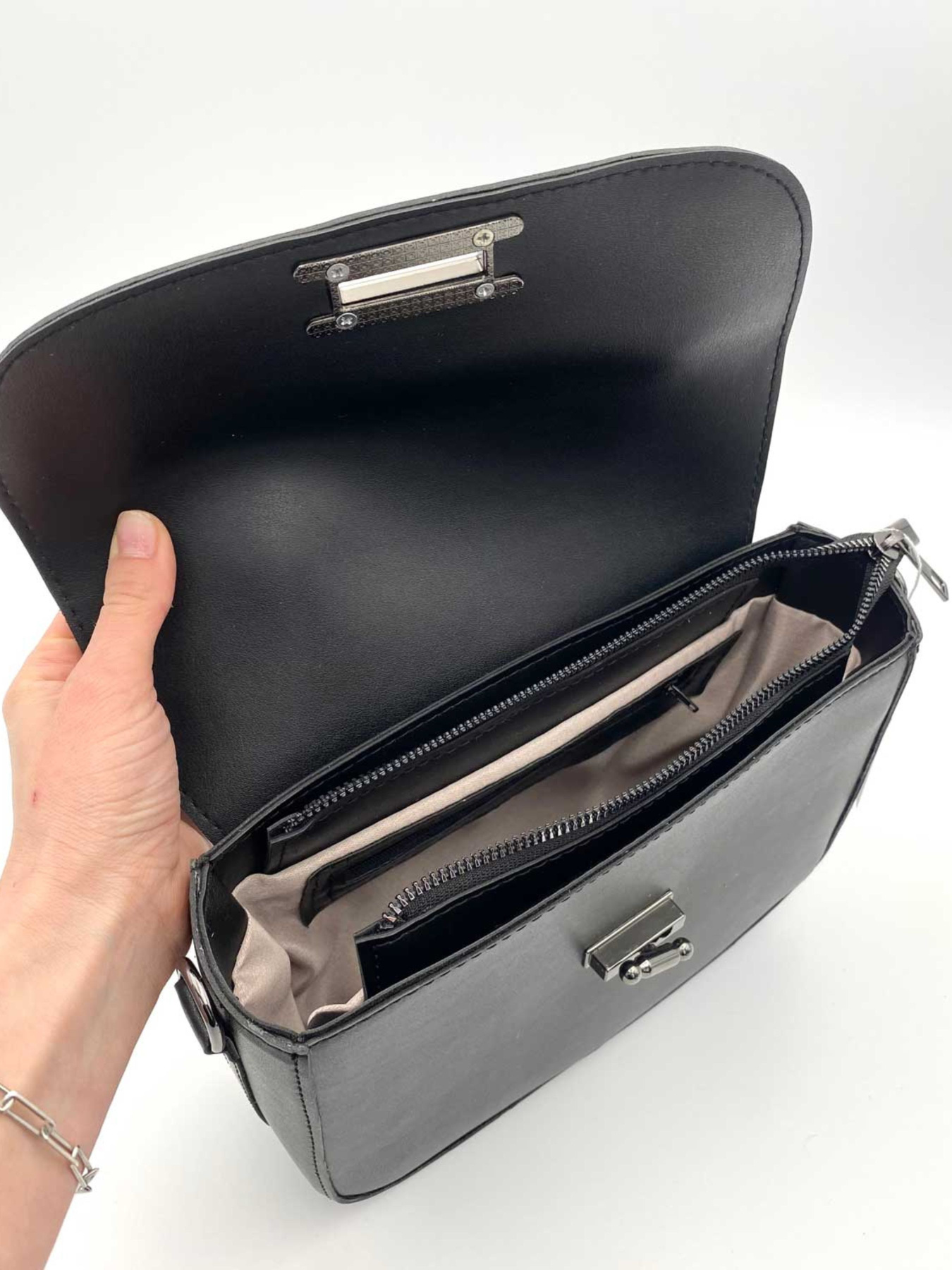 Сумка WeLassie модель zhnocha-sumka-steff-chornij Фото