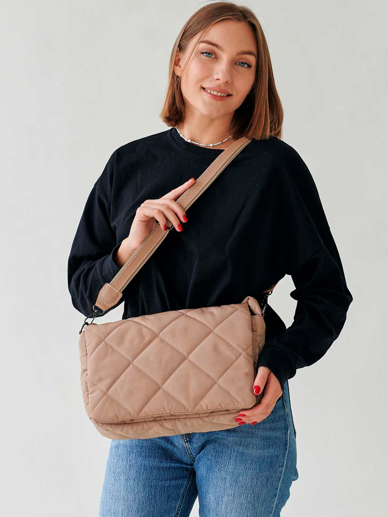 Сумка WeLassie модель sumka-zhnocha-nejlonova-lola-bezhevij Сумка WeLassie модель sumka-zhnocha-nejlonova-lola-bezhevij Фото