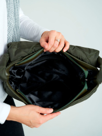 Сумка WeLassie модель sumka-zhnocha-nejlonova-lola-olivkovij Фото