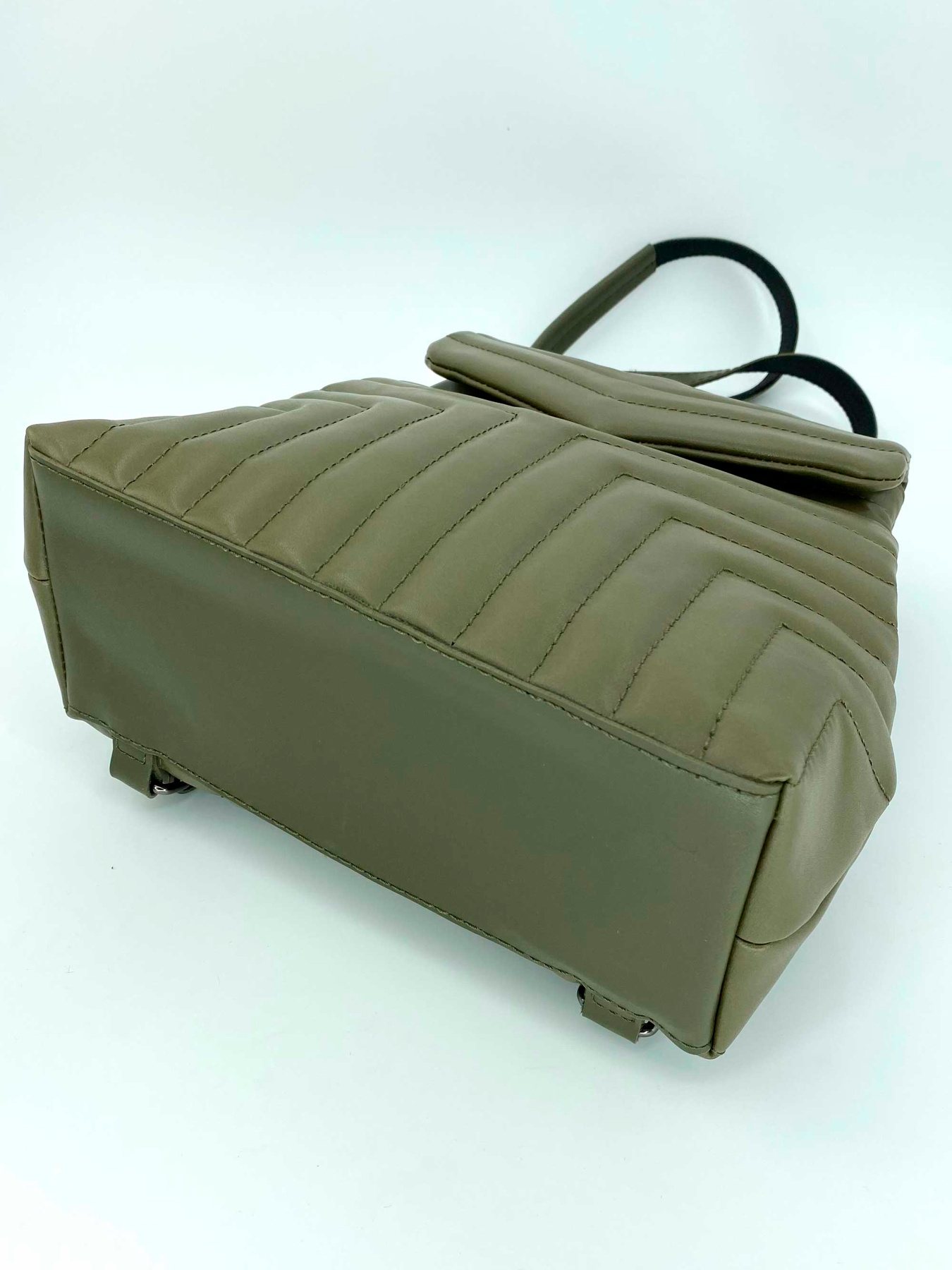 Повседневный рюкзак WeLassie модель sumka-ryukzak-luki-olivkovij Фото