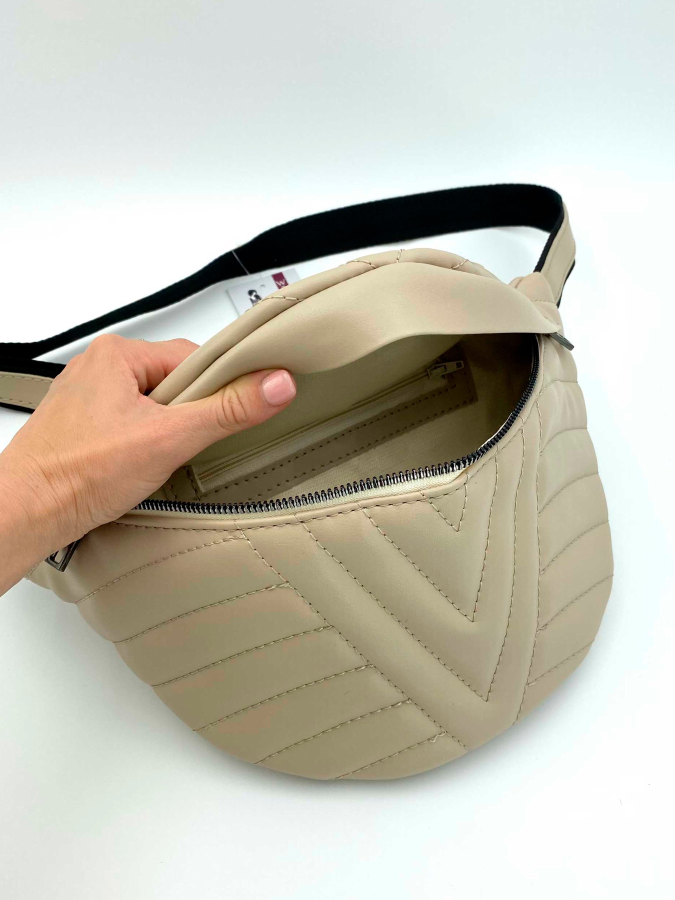 Сумка WeLassie модель zhnocha-sumka-bananka-dors-bezhevaya Фото