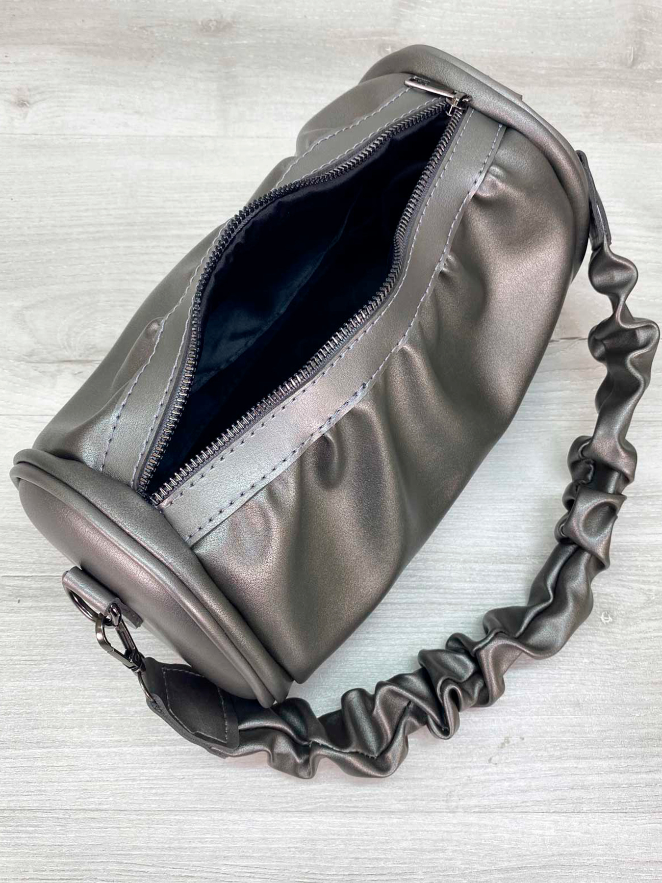 Сумка WeLassie модель zhnocha-sumka-lola-metalk Фото