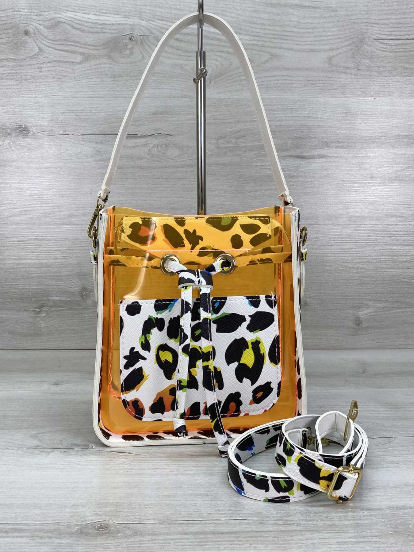 Сумка WeLassie модель sumka-zhnocha-manon-pomaranchevij-silkon Фото