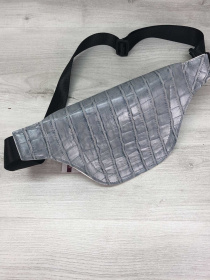 Поясна сумка WeLassie модель sumka-bananka-zhnocha-emma-sro-blakitnij Фото