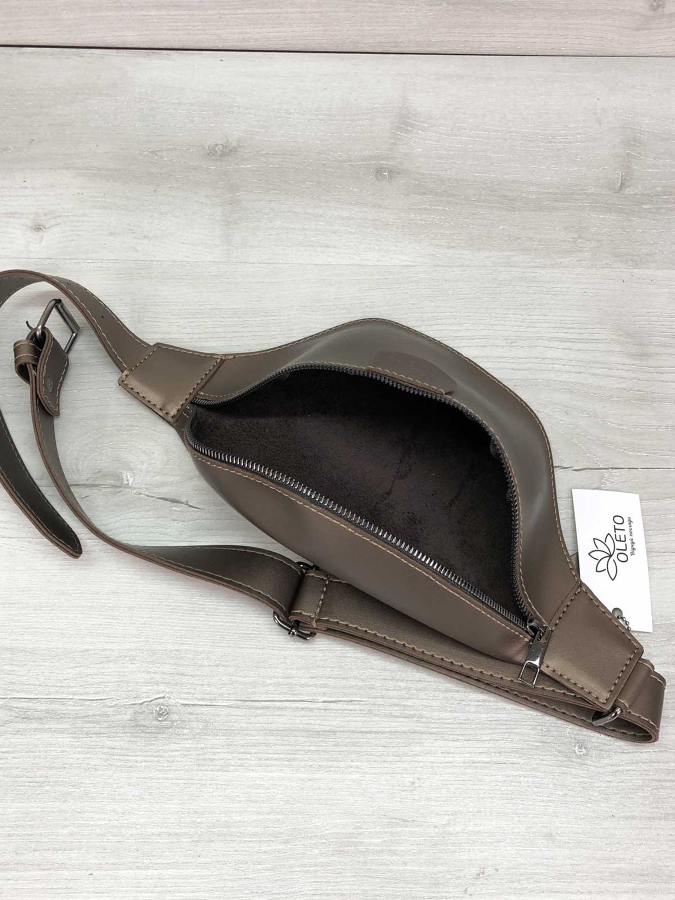 Поясна сумка WeLassie модель sumka-bananka-zhnocha-tery-bronza Фото