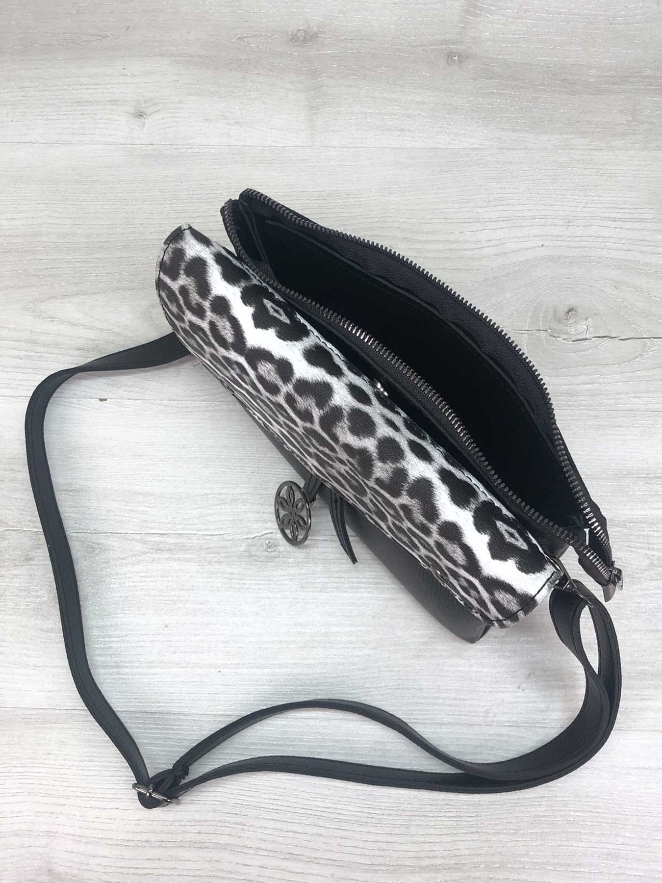 Клатч WeLassie модель klatch-etelx-chornij Фото