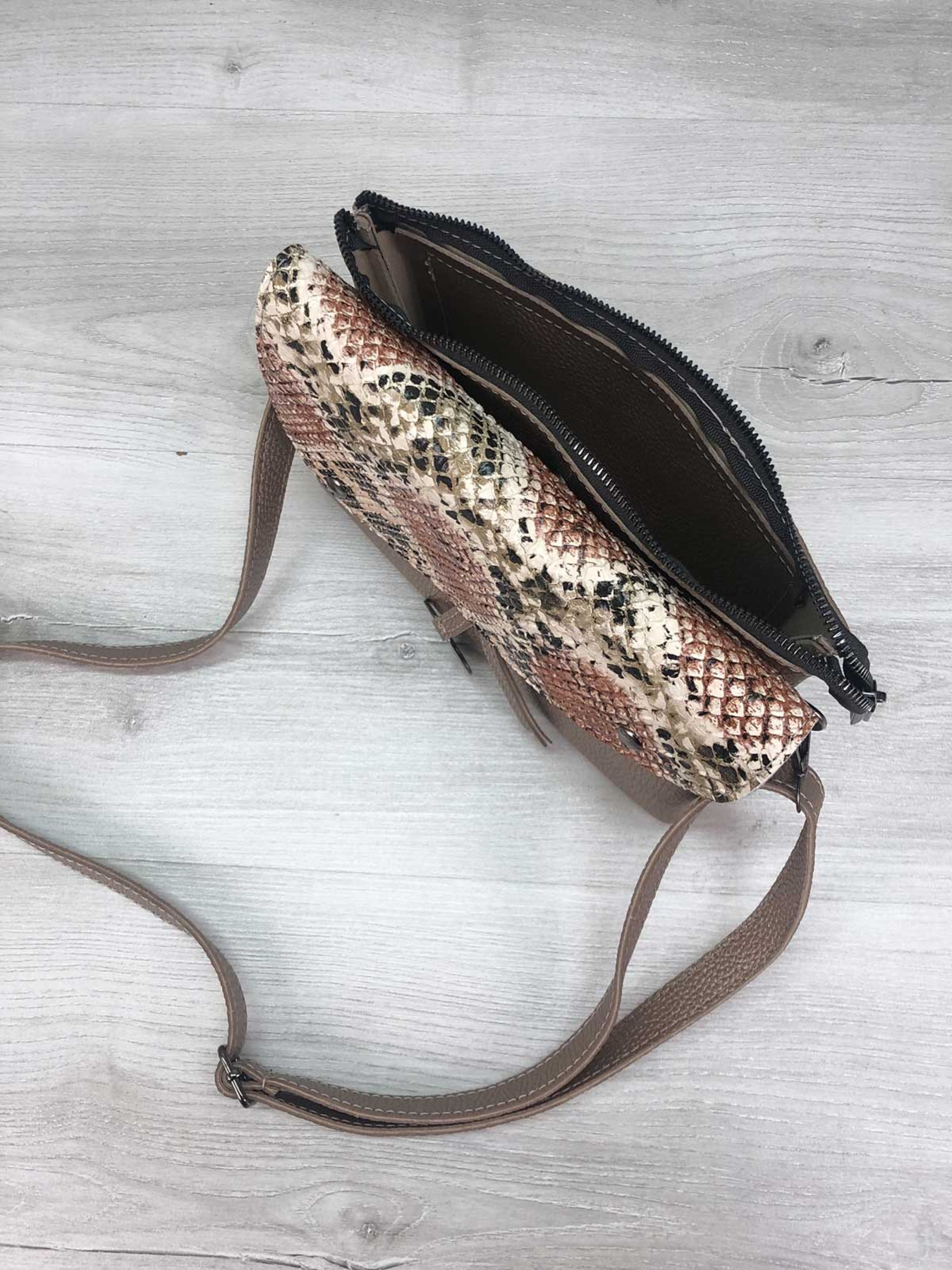 Клатч WeLassie модель klatch-etelx-zolotij Фото