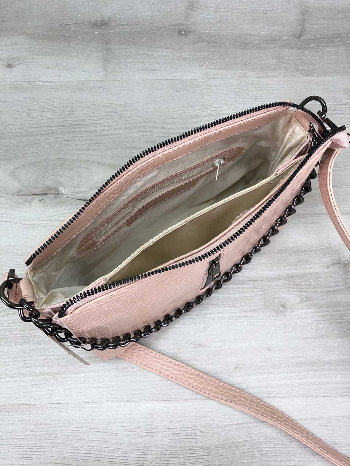 Клатч WeLassie модель sumka-klatch-zhnocha-tina-pudra Фото