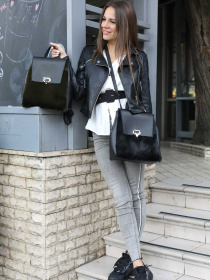 Повседневный рюкзак WeLassie модель zhnochij-ryukzak-fab-chornij-z-olivkovim-hutrom Фото