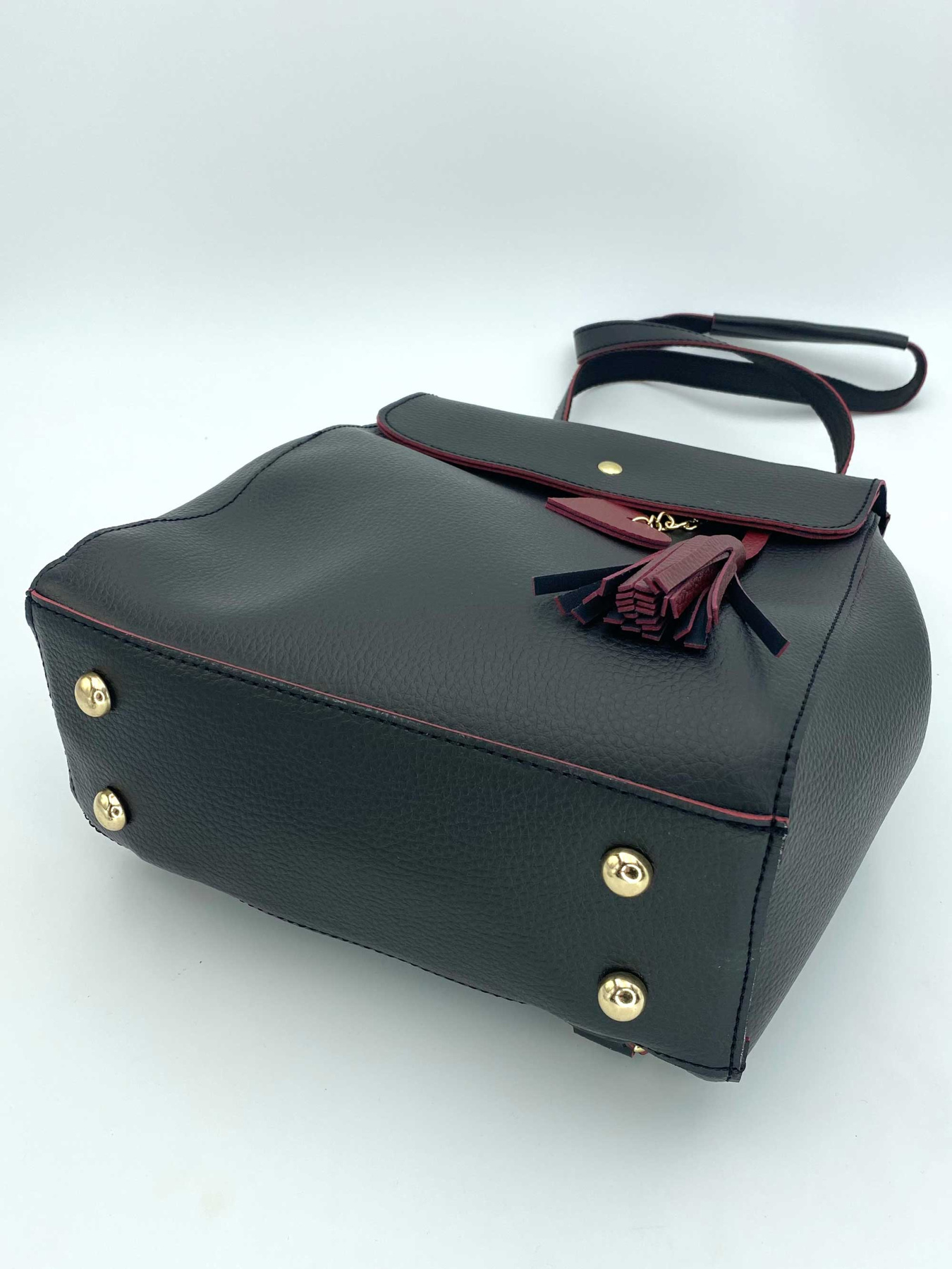 Повсякденний рюкзак WeLassie модель ryukzak-sumka-serce-chornij-z-chervonim Фото