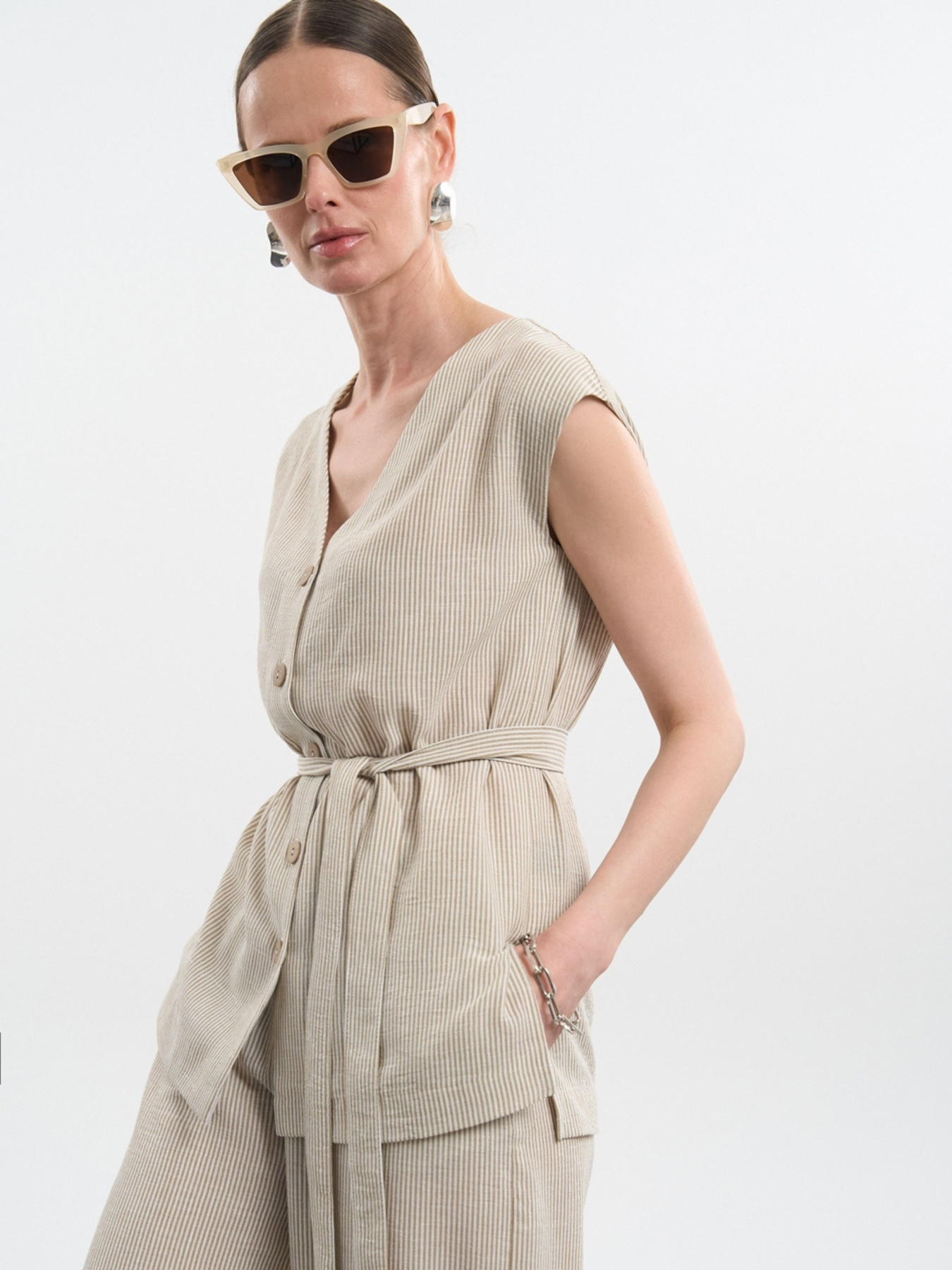 Костюм TrikoBakh Комплект (жилет+штани) модель 3070-kremovo-molochnij Фото