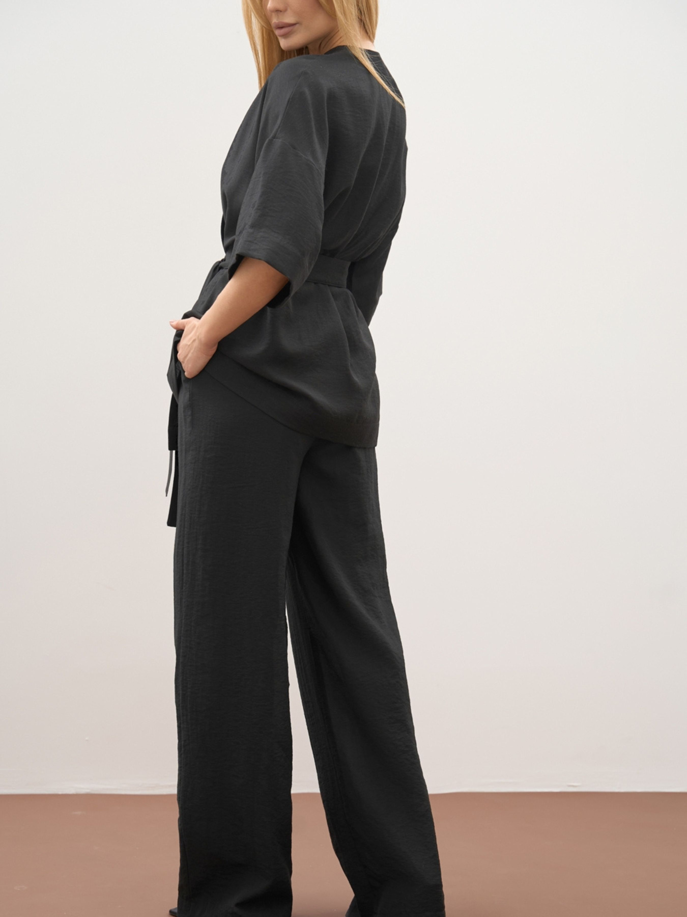 Кимоно TrikoBakh модель 3062-chornij Фото