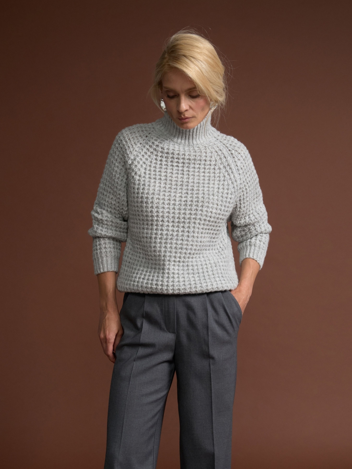 Свитер TrikoBakh модель 2878-svtlo-srij Фото